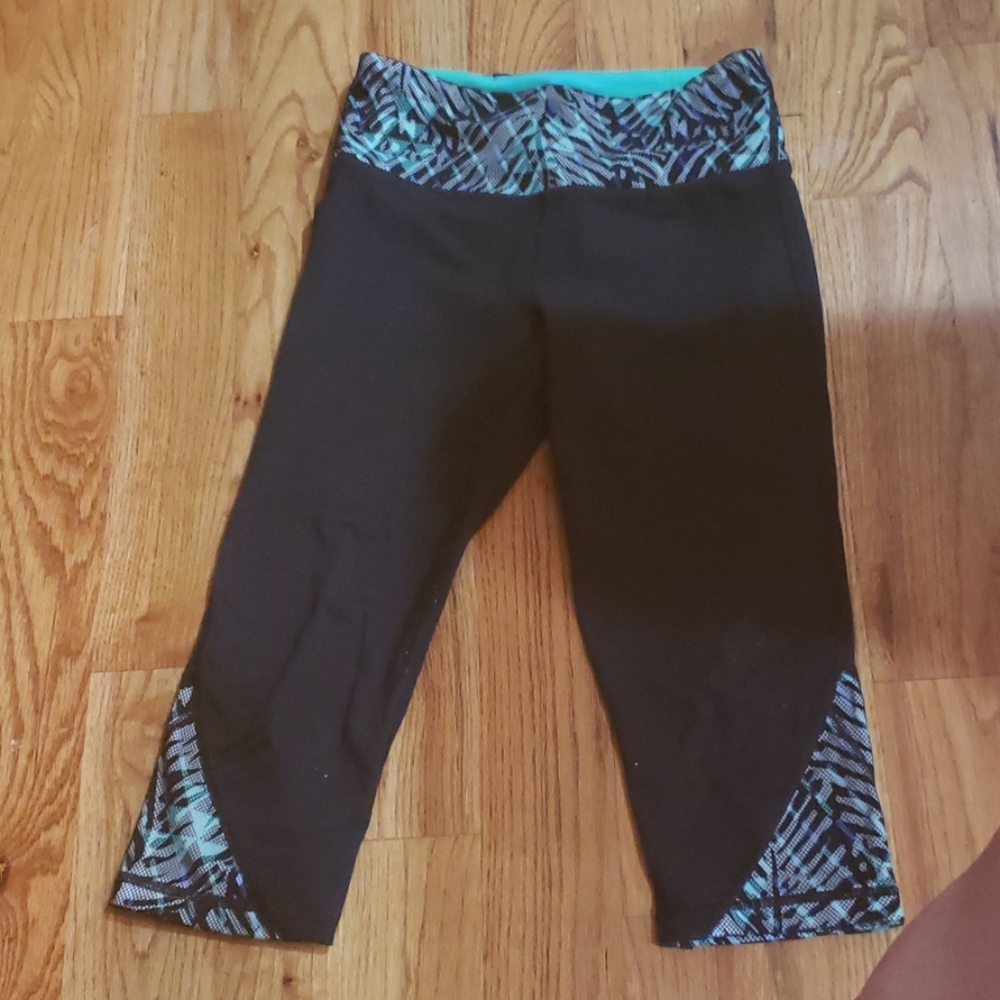 Victoria Secret VSX Sport Cropped Leggings S